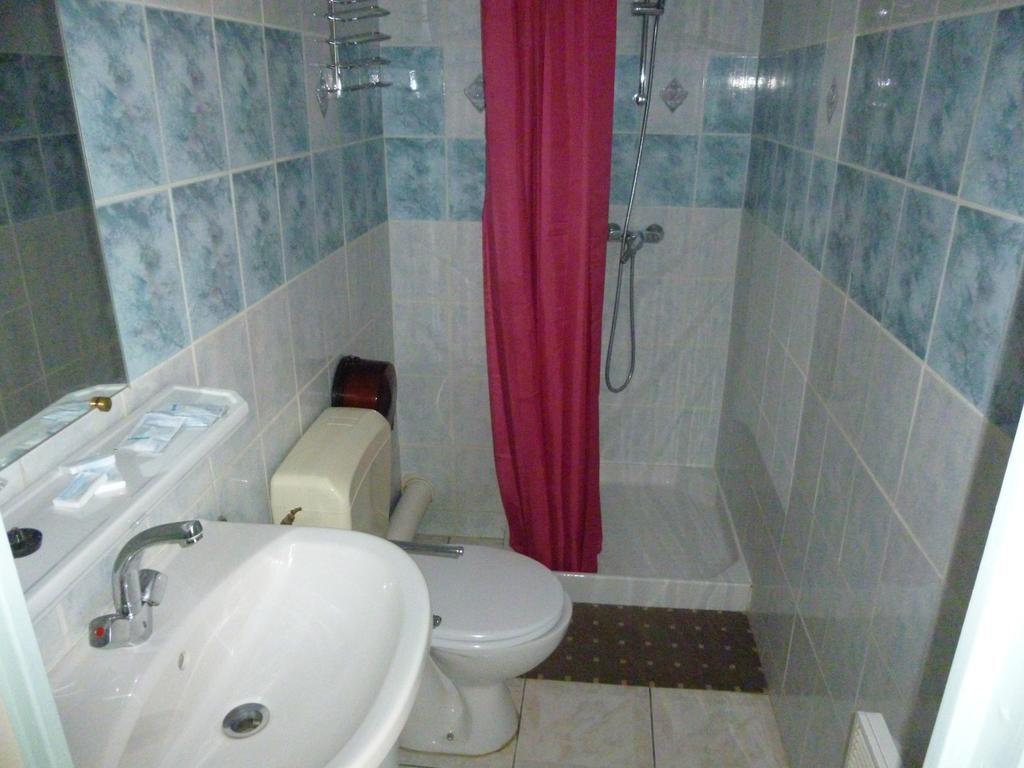Hotel California Vichy Zimmer foto